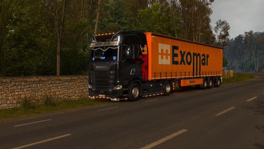 scania1-min.thumb.jpg.b4916815293db058613eacff1958052c.jpg